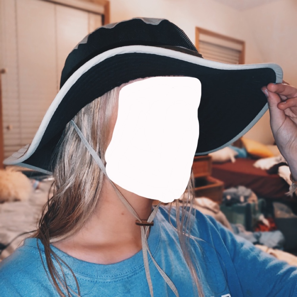 Columbia Unisex Bora Bora Hat with String